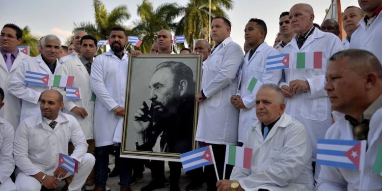 Küba Koronavirüs Salgınını Kontrol Altına Aldı