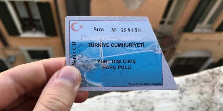 Yurtdışı çıkış harcı 500 lira oldu