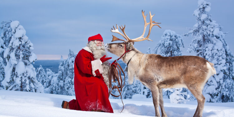 Lapland, Kuzey Avrupa'da, Finlandiya, İsveç, Norveç ve Rusya'nın kuzey bölgesini kapsayan, kış turizmi ve Noel Baba efsanesiyle ünlü bir bölgedir.